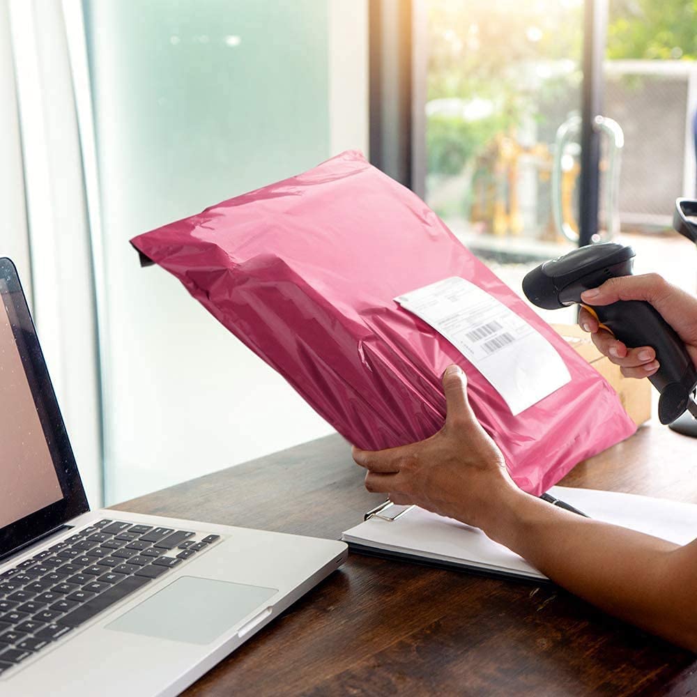 Venuscello® 100 x Pink Mailing Bags 10 in x 14 in Poly Mailer Self Sealing Postal Courier Bag Envelopes Polythene Bag for Cloths, Stationary and Shipping